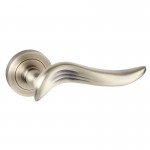 Old English Oxford Door Handles on Rose OE144MAB Matt Antique Brass 41.19